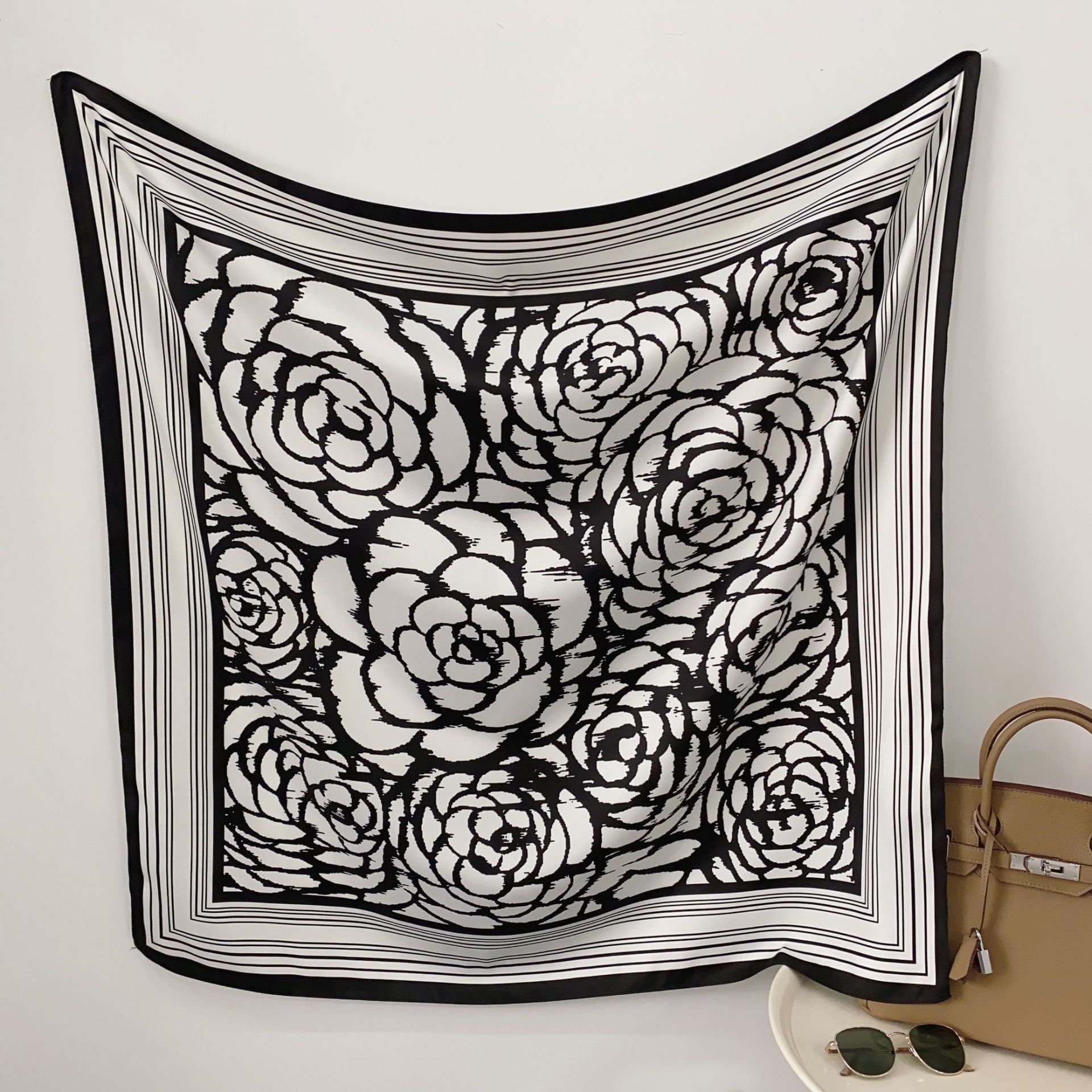 Ink large camellia silk scarf small fragrant scarf 90cm large square scarf twill silk headscarf temperament versatile shawl 90*90cm
