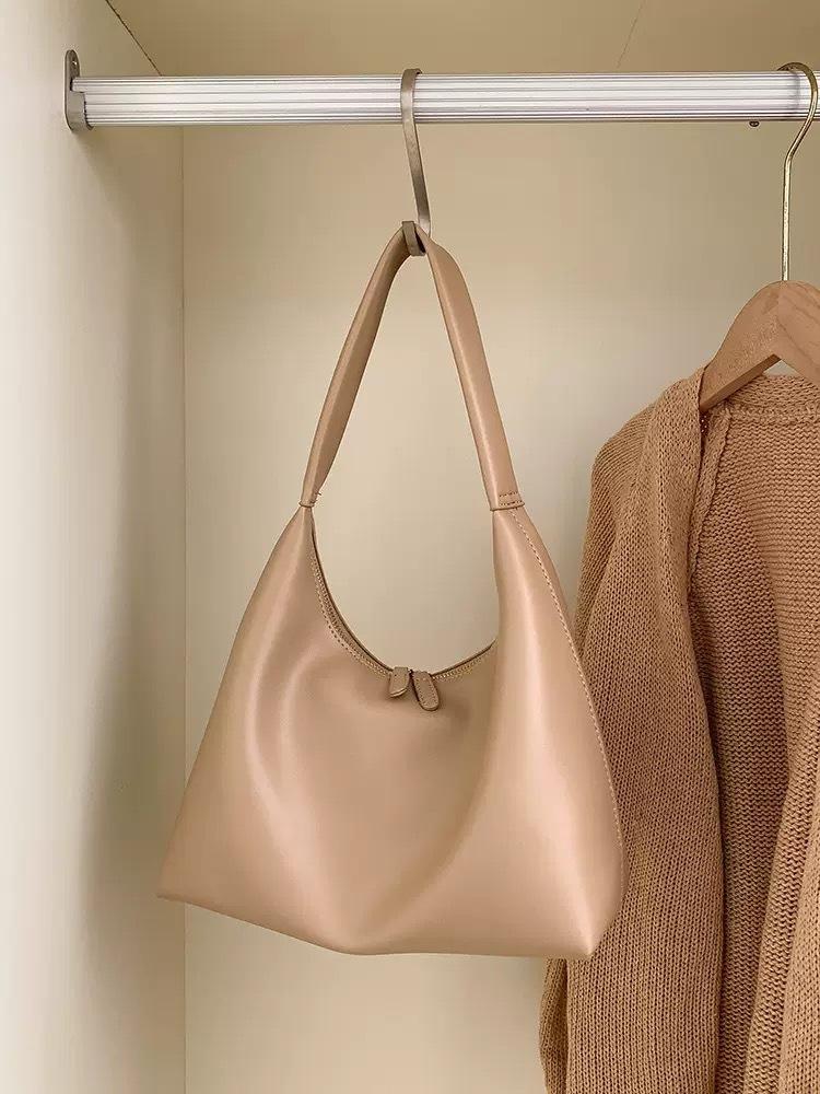 Soft leather simple shoulder bag women's fashion versatile niche underarm bag high-end large-capacity bag