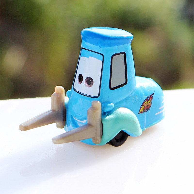 

New Disney Pixar Car 3 Lightning McQueen Racing Family Jackson Storm Ramirez 1:55 Die Cast Metal Alloy Children s Toy Car