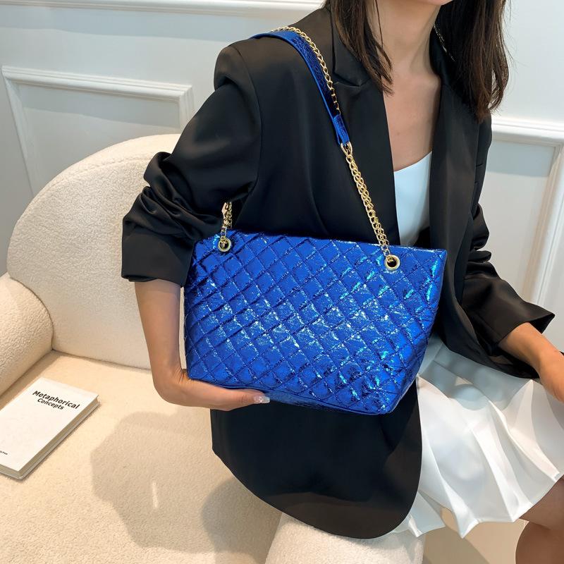 Retro personalized tote bag 2025 autumn new handbag fashion simple shoulder bag casual trend messenger bag