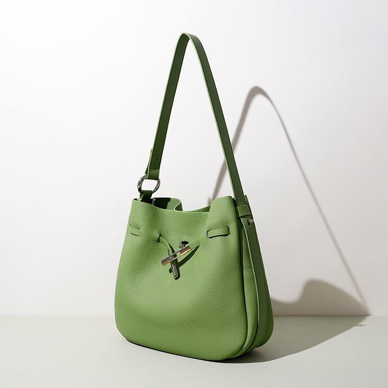 Crossbody bag women's casual leather bucket bag women's new relaxation large capacity lazy wind commuter shoulder bag women