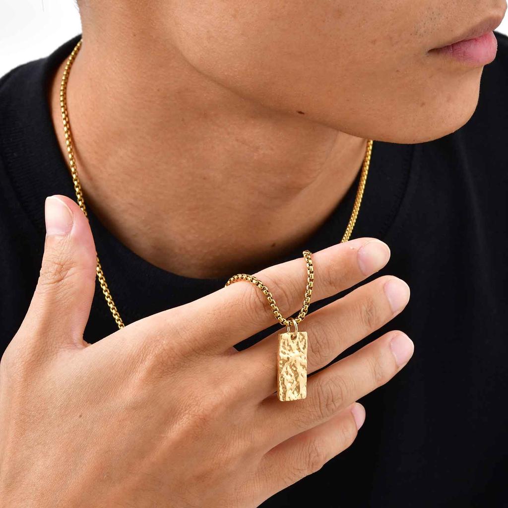 Fashion Pleated Geometric Rectangle Pendant Necklace, Gold Plated Stainless Steel Necklace for Men, Minimalist Punk Jewelry Gift