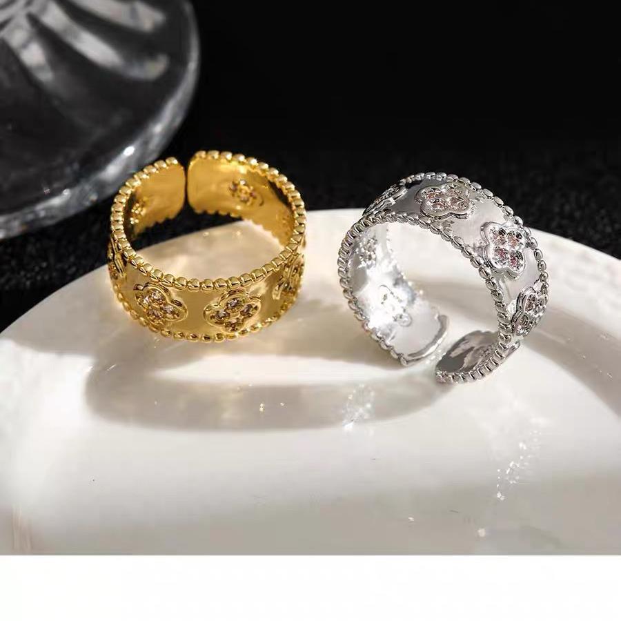 Kaleidoscope Diamond-Studded Four-Leaf Clover Ring: Trendy, Non-Fading, Light Luxury Jewelry