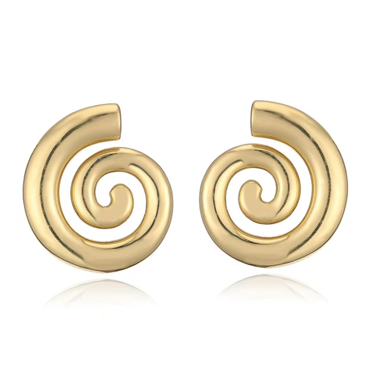 

HECHENG,Glossy Conch Heart Geometric Patterns Fashion Hip Hop Punk Women s Earrings Glamour Vintage Jewellery 1 pair