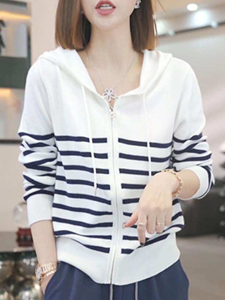 Trendy Women's Color Block Striped Knit Hoodie - Early Autumn Style, High-End, Loose Fit, Slimming, Versatile Cardigan