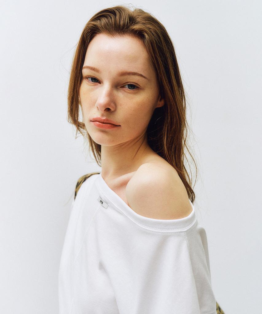 CITTA Reversible Off Shoulder T-Shirt_Ctt362(Ivory)