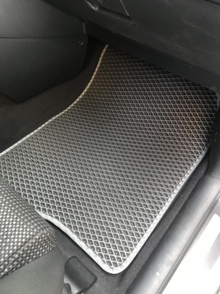 Covorașe EVA (negru) pentru Toyota Corolla Verso 2004-2009