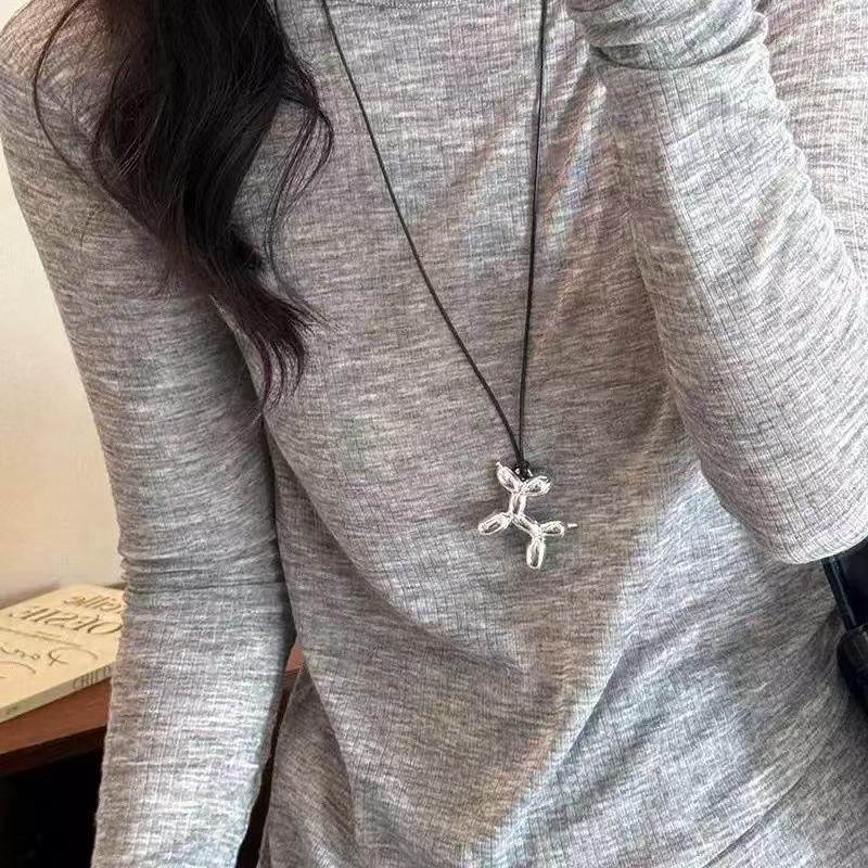 

Ожерелье в виде ретро-кошки: Милое, Детское Обаяние в Простой, Стильной Ключичной Цепочке