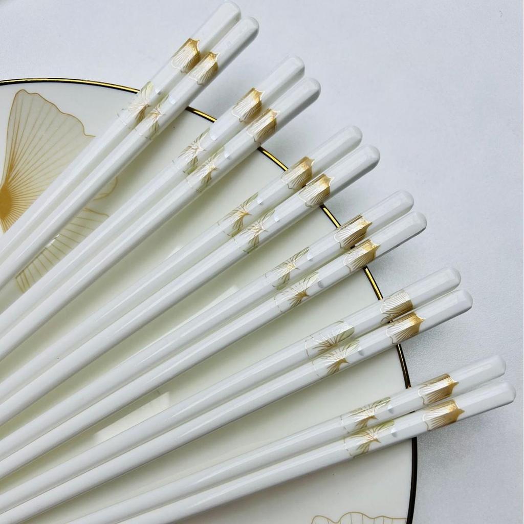 High-Temperature Resistant Luxury Macaron Color Ceramic Chopsticks - Easy To Clean