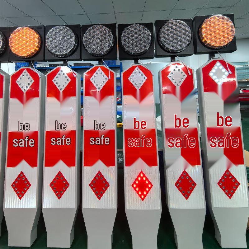 Solar Yellow Flashing Pedestrian Crossing Warning Light