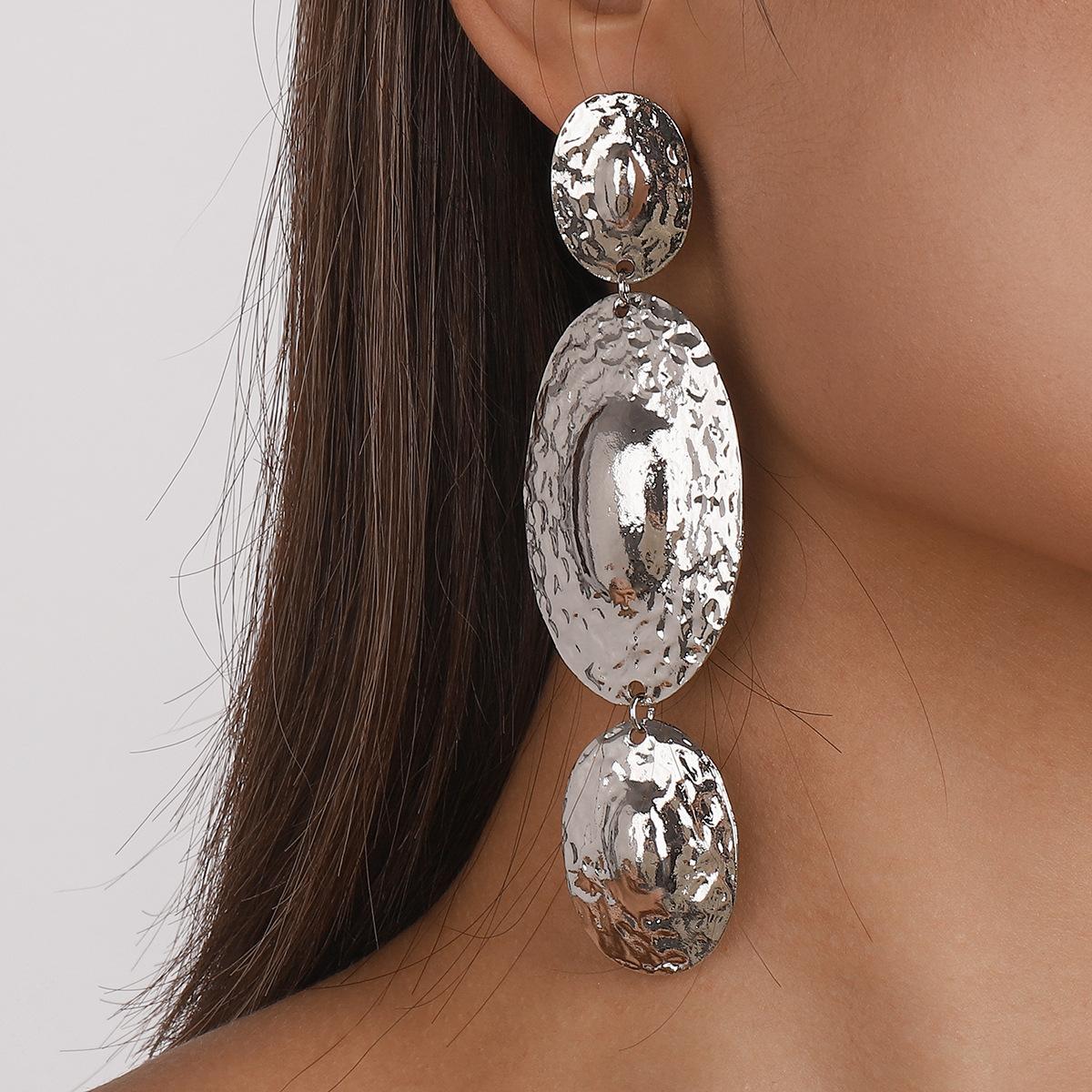 

Exaggerated Long Heavy Industry Earrings With Personalized And Layered Elliptical Design For Earrings