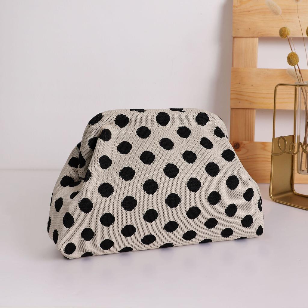 New Knitted Handbag Striped Cloud Large Capacity Daily Versatile Contrasting Color Clip Bag