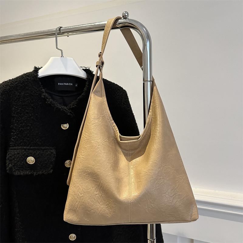 Stylish Korean Version Plain Color Tote Bag Perfect For Autumn With Large Capacity And Fashionable Design