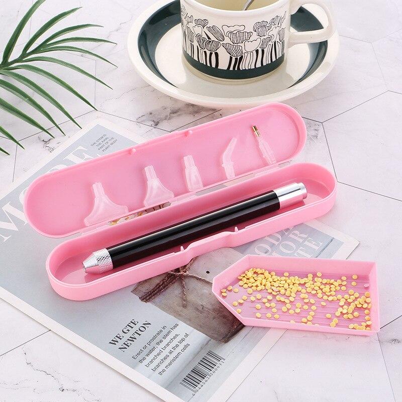 1 PIÈCE Stylo Perceur de Point Carré Rond Outil Peinture Diamant Éclairage Stylos Diamant Peinture 5D avec Diamants Accessoires Emballé en Boîte