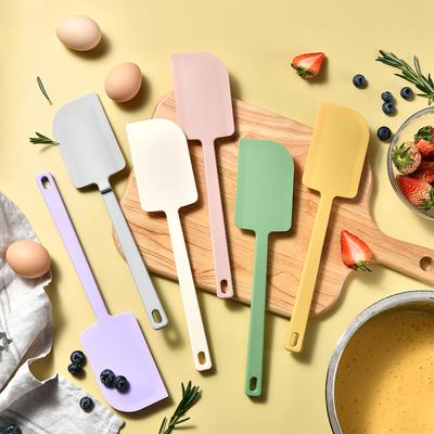Kepimas – Virtuvinės mentelės kepimui ir konditerijos gaminiams