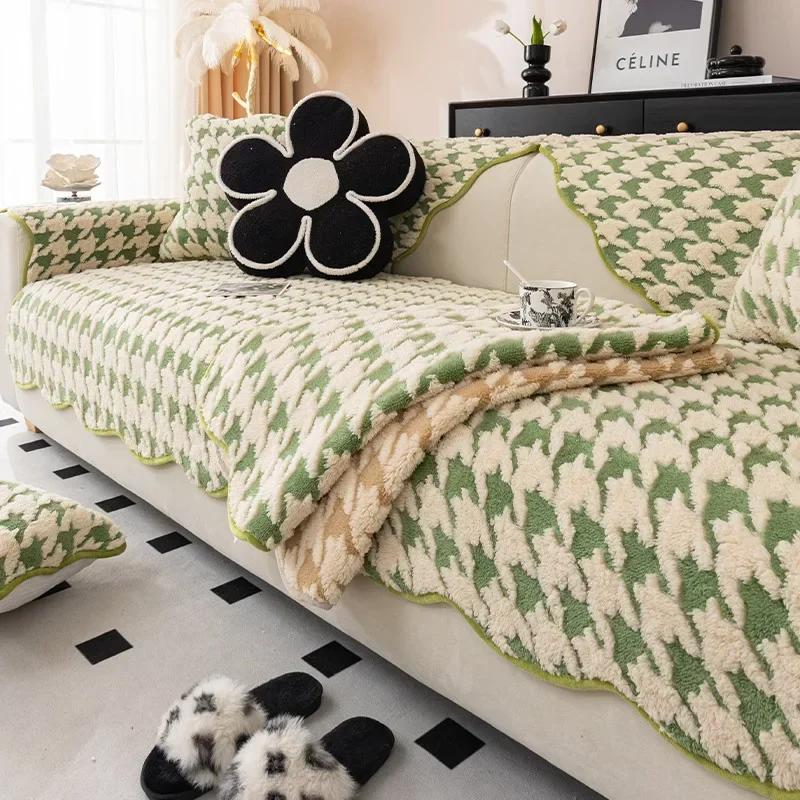 2025 New Qianniao Gesha Sofa Cushion Autumn Winter Thick Plush Irregular High-end Light Luxury Style-resistant Non-slip Cushion