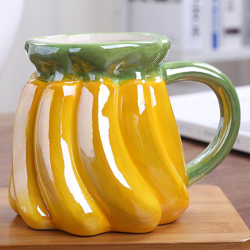 Creative Pumpkin-Shaped Ceramic Mug - Cute Orange Fruit Design for Office 430-610ml