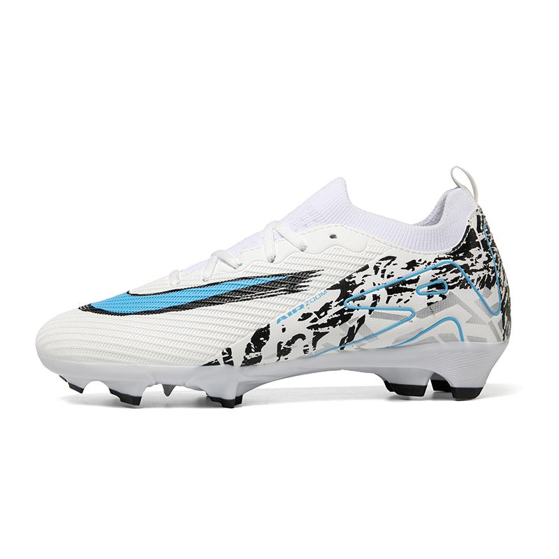 Football Boots Men Ultralight Society Comfortable Fast Breathable Training Soccer Shoes Women Field Sports Resistant Sneakers