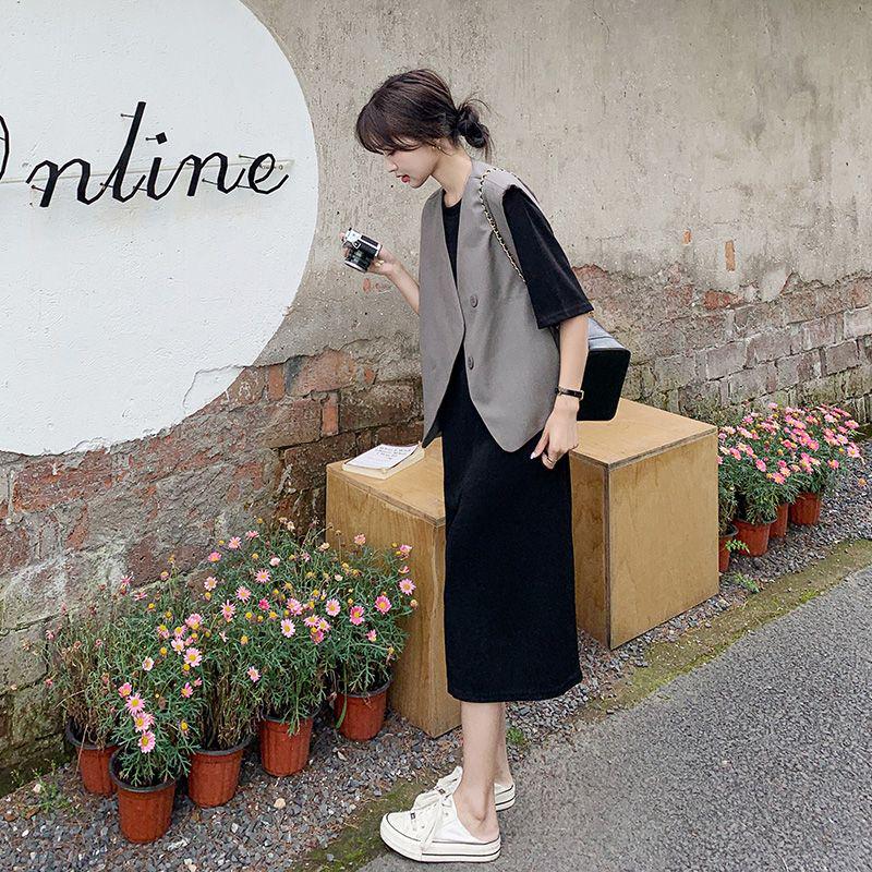 Women's Summer 2026 Sleeveless Vest Dress: Elegant Salt Style Two-Piece Straight T-Shirt Dress Set