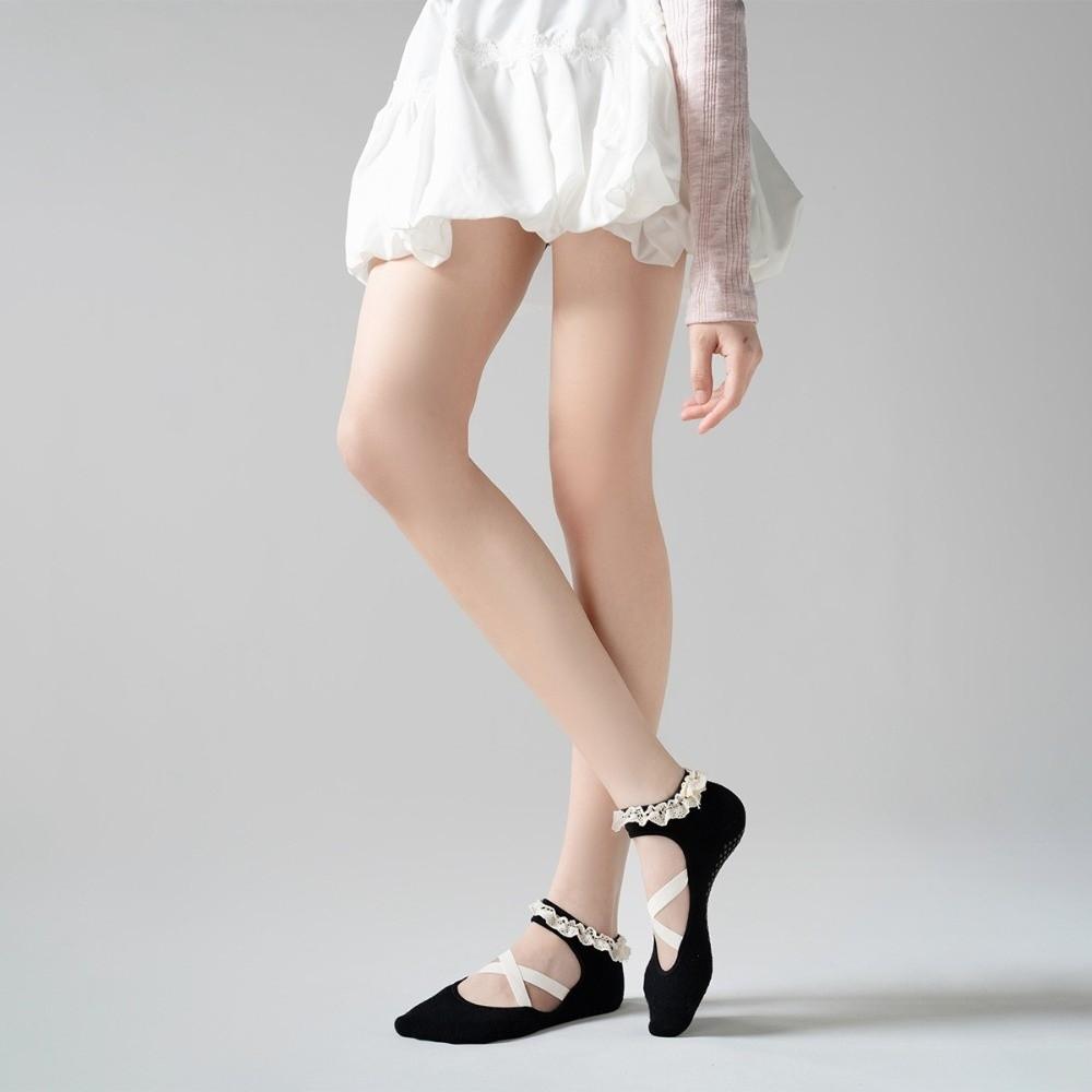 Non Slip Bias-cut Ankle Socks Lace Trim Pilates Socks Gifts Yoga Socks  Yoga Practice