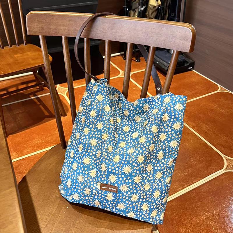 

Spring Floral Retro Korean Shoulder Bag for Women