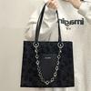 Korean Version of Black Printed Bag Women's Fashionable Commuting Retro Handbag Early Spring Casual Chain Tote Bag