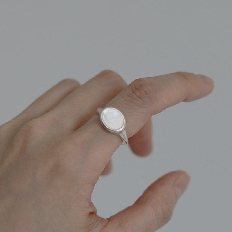 eveningbell [silver925] Bloom pearl ring white mother-of-pearl