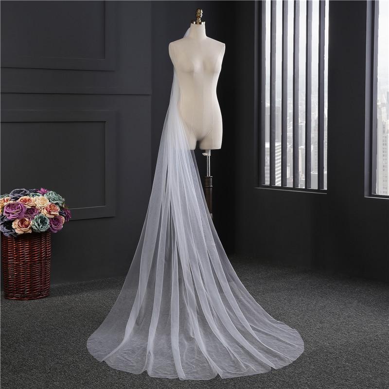 

Single Layer Tulle Wedding Veil with Hair Comb and 3-Meter Round Train 3 meters