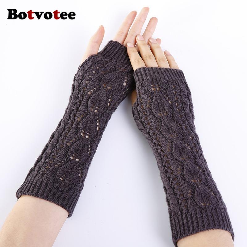 Botvotee Arm Warmers Y2k Accessories Hollow-out Sleeve Holder Winter Keep Warm Knit Accessories Fingerless Gloves Wrist Warmers