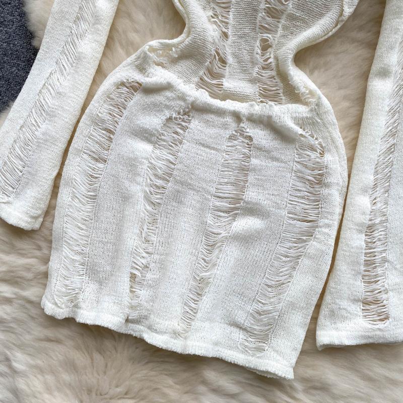 Abito lavorato a maglia senza schienale elegante scava fuori Abito da donna elegante a maniche lunghe sexy Mini abiti a matita Abito coreano sottile di moda di base sottile femminile 2024