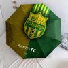 FC Nantes Muster, Automatik-Regenschirm, tragbares und faltbares Design, 8 Rippen, ein Weihnachts- oder Geburtstagsgeschenk.