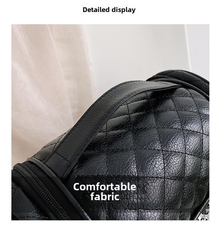 Stylish Travel Cosmetic Bag with Large Capacity and Hanging Hook