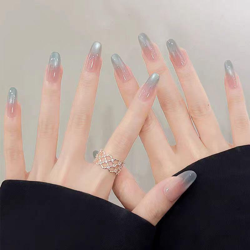 Cloud Evening Sea Blue Cat Eye Gradient Manicure: Detachable, Cool, and Clear Wearable Nails