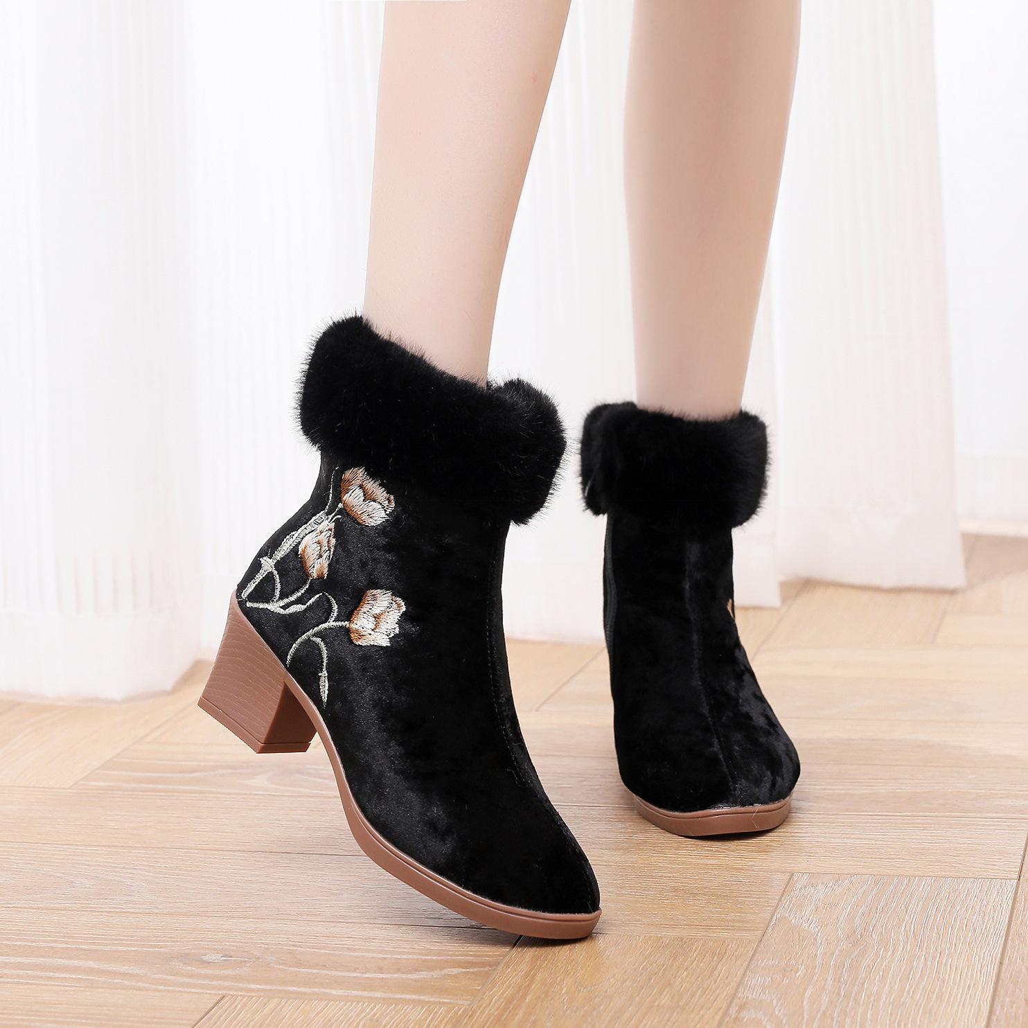 

Zhi Tao 2025 Autumn/Winter Women s Embroidered Fashion Boots with Medium Thick Heel and Soft Sole, Perfect for Cheongsam, Plus Velvet Warmth. 37 чорний