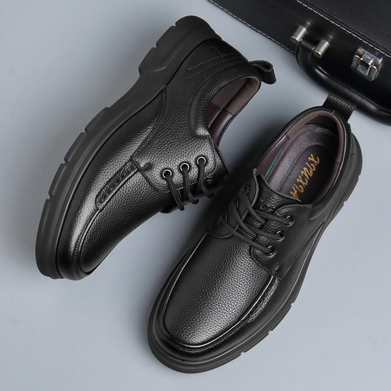 Nuove Scarpe da Uomo in Vera Pelle Piatte Moda Scarpe Casual da Uomo Uomo Morbide Comode Allacciate Nere