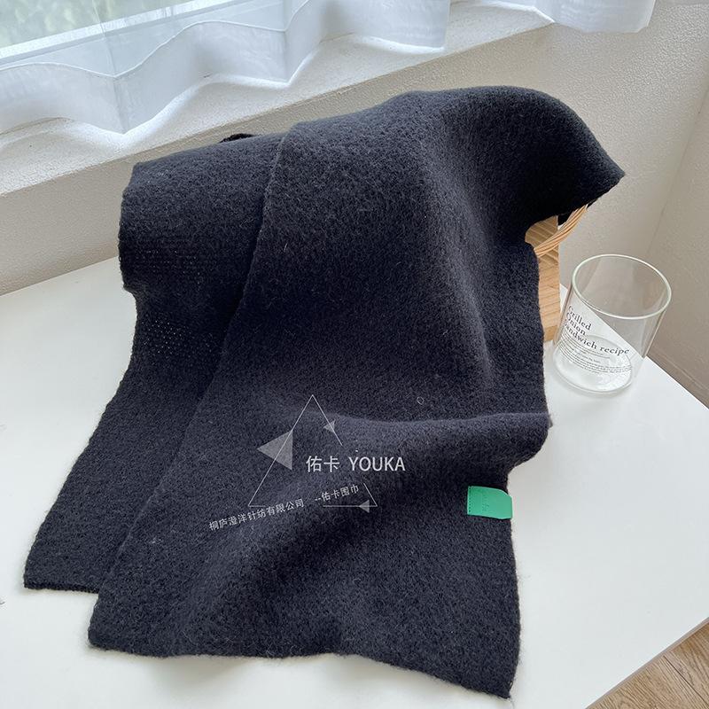 

Autumn and winter new student warm thickened wool knitted Christmas solid color green scarf above 175cm чорний
