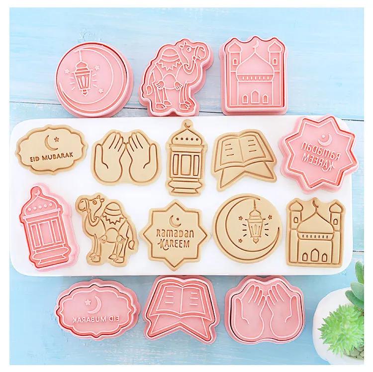 8pcs Set Cartoon Cookie Molds Animal Cookie Cutters DIY Cake Printing Stencils Biscuit Press Stamp Embosser Figure Baking Tools