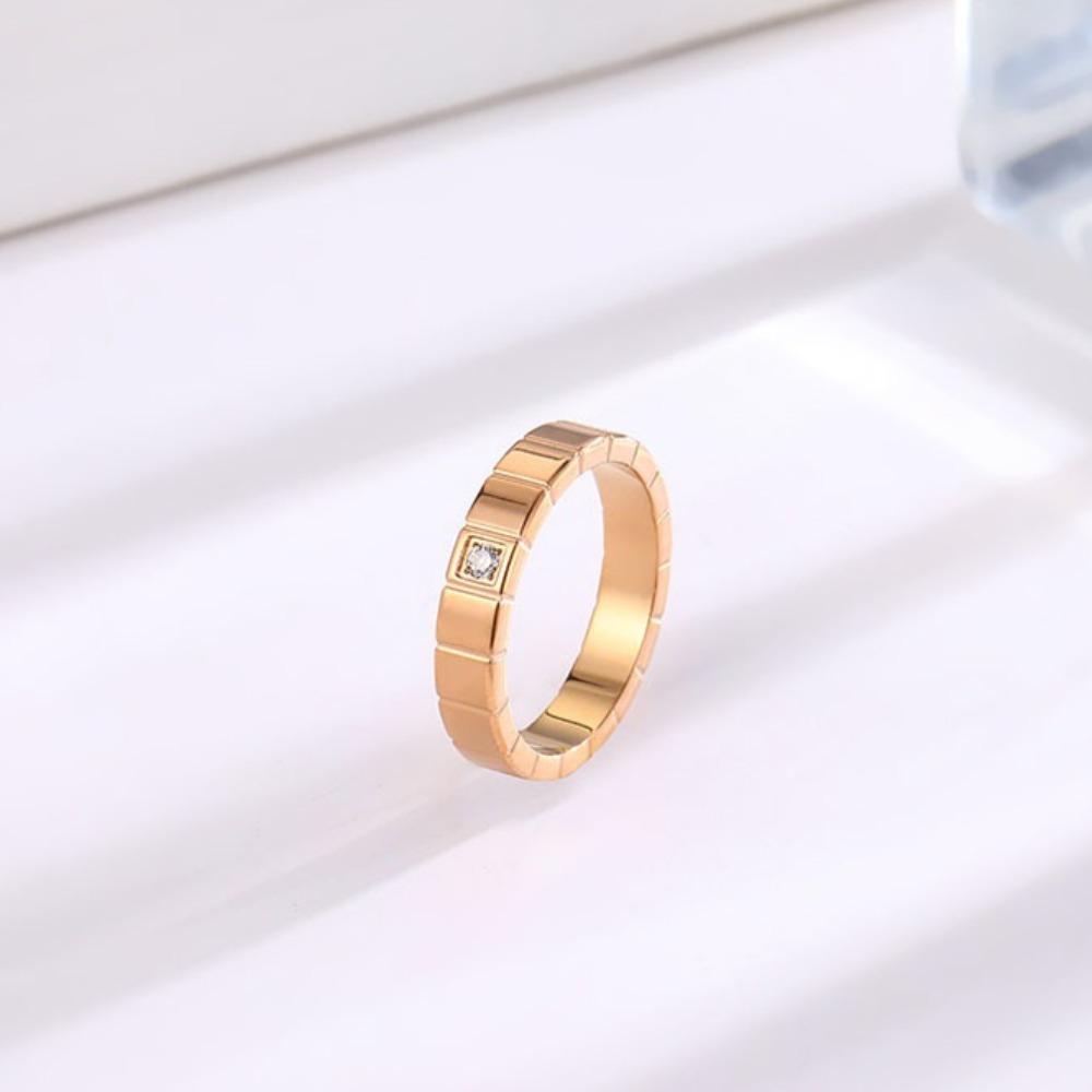 

Широкое квадратное кольцо из титановой стали с одним бриллиантом, парные украшения, модные аксессуары Beauty 9