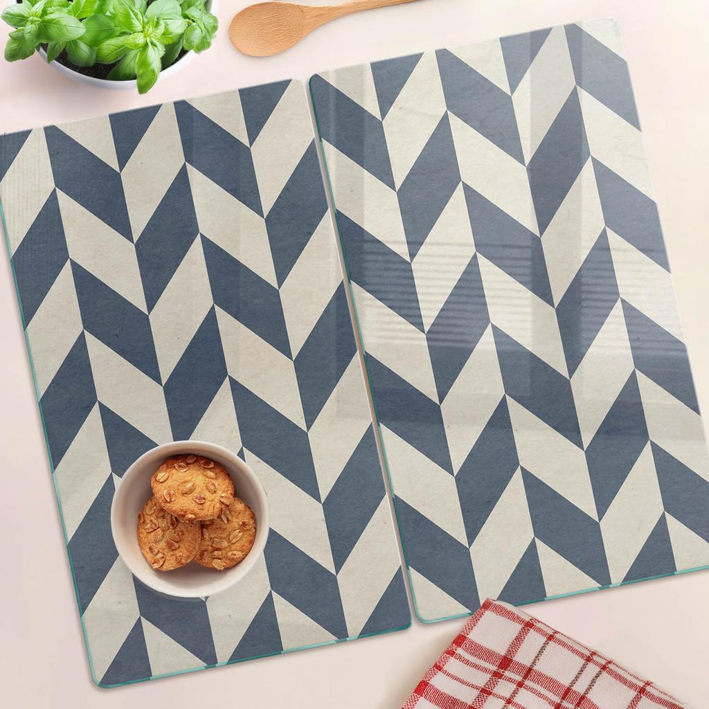 Glass Decorative Serving Boards for Snacks Chevron Pattern 2X30X52 Cm