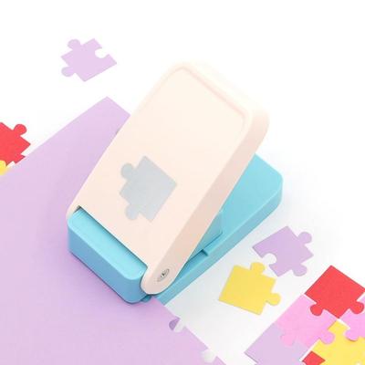 New Square Handmade Crafts And Scrapbooking Tool Paper Punch For Photo Gallery Diy Gift Card Punches Embossing Device