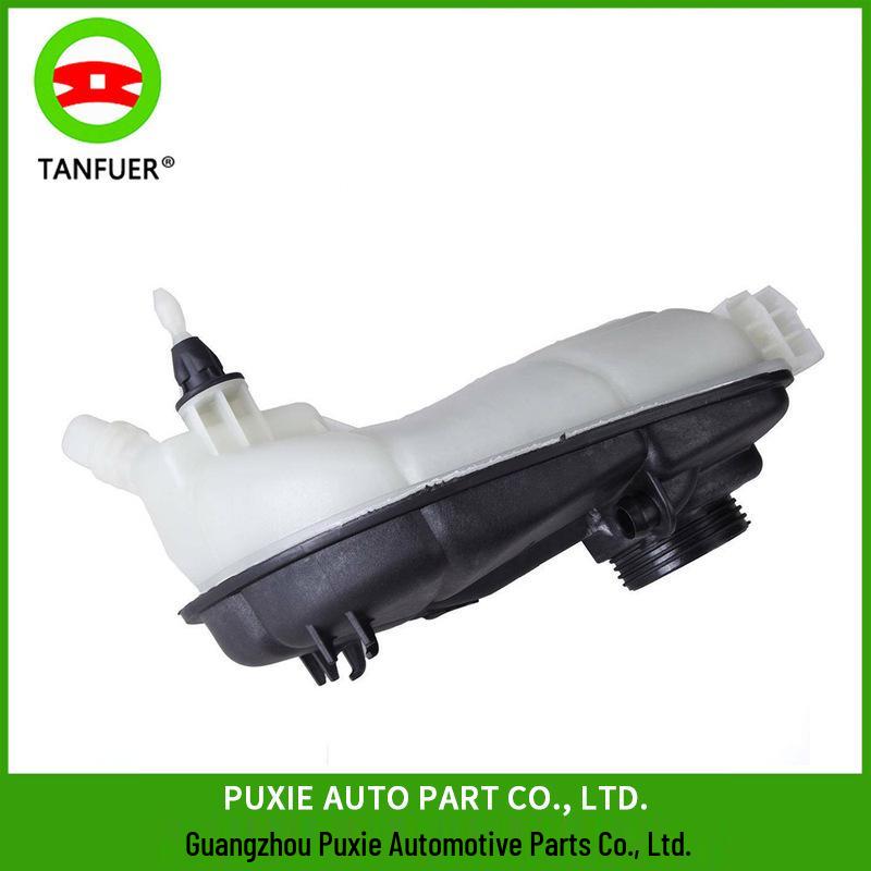 

Mercedes-Benz W176/W246 Расширительный бачок/Бачок охлаждающей жидкости 2465000049 1