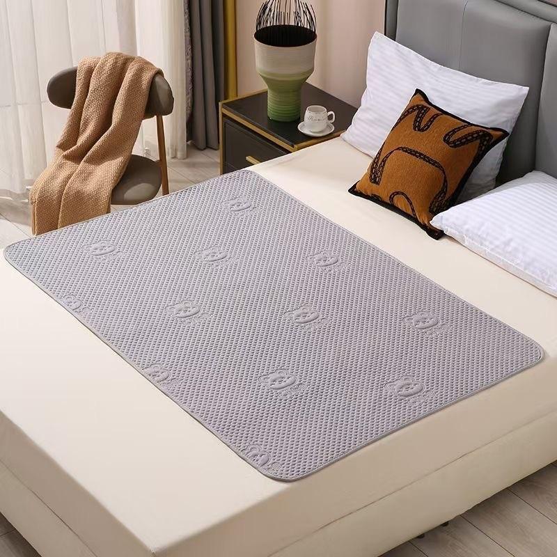 Waterproof Washable Baby & Elderly Bed Pad - Breathable Large Size for Changing & Menstrual Use