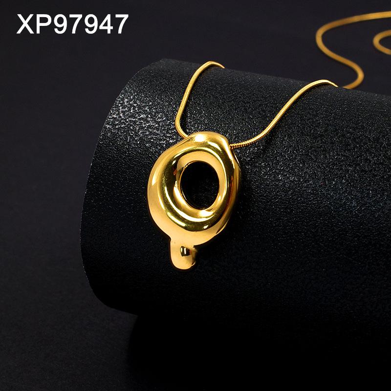 Personalized Gold-Plated Titanium Letter Necklace for Women - Fashionable Clavicle Chain Jewelry