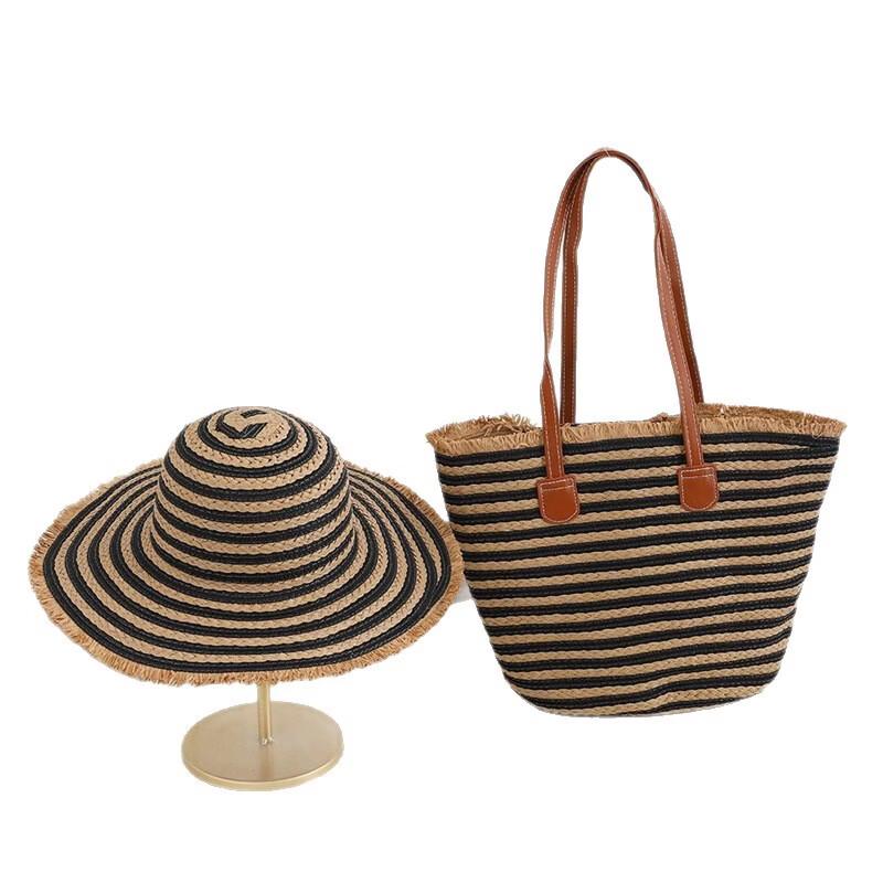 Mei Wan'er Striped Straw Beach Bag Set