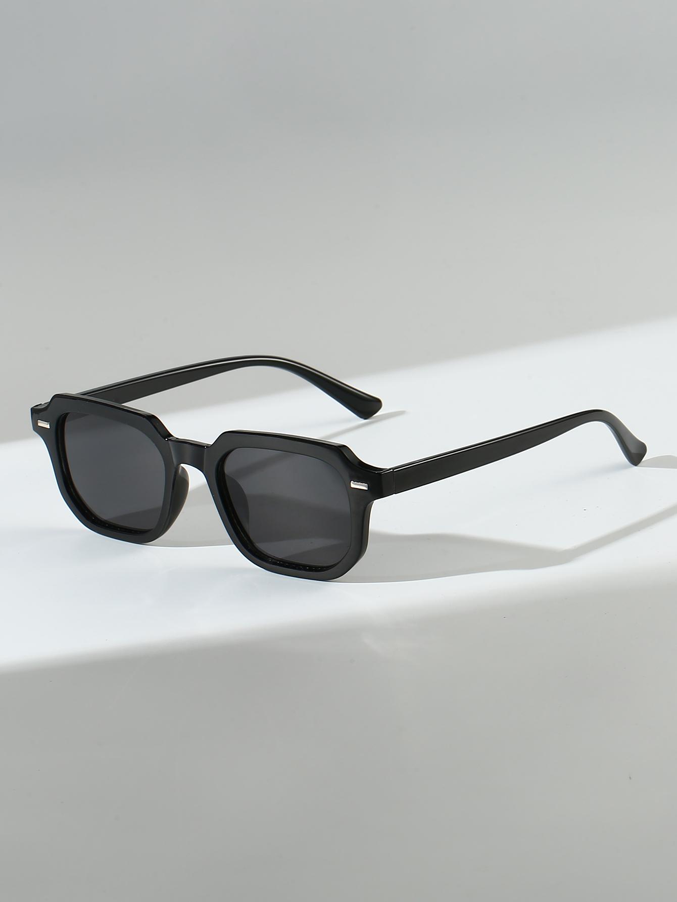 

1Pc High-End Square Frame Sunglasses, Trendy Black Frame with Metal Rivets, Unisex, Suitable for Daily Commuting