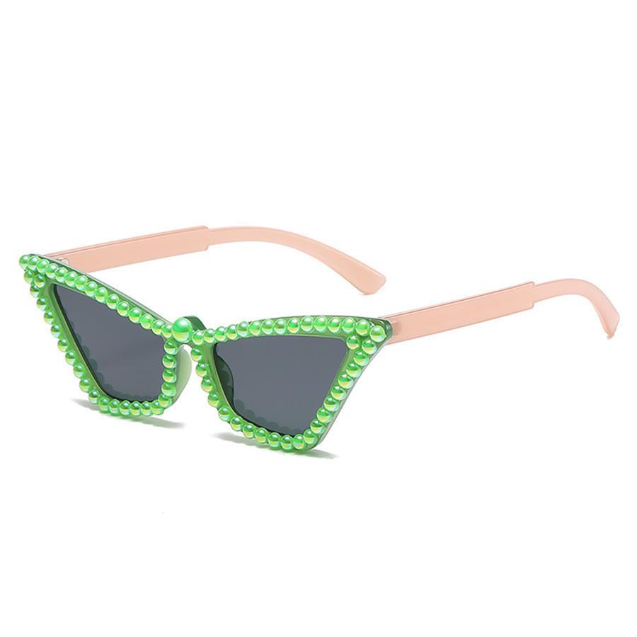 High-quality Pc Lens Plastic Frame Sunglasses For Fashionable Office Lady Looks StyleF