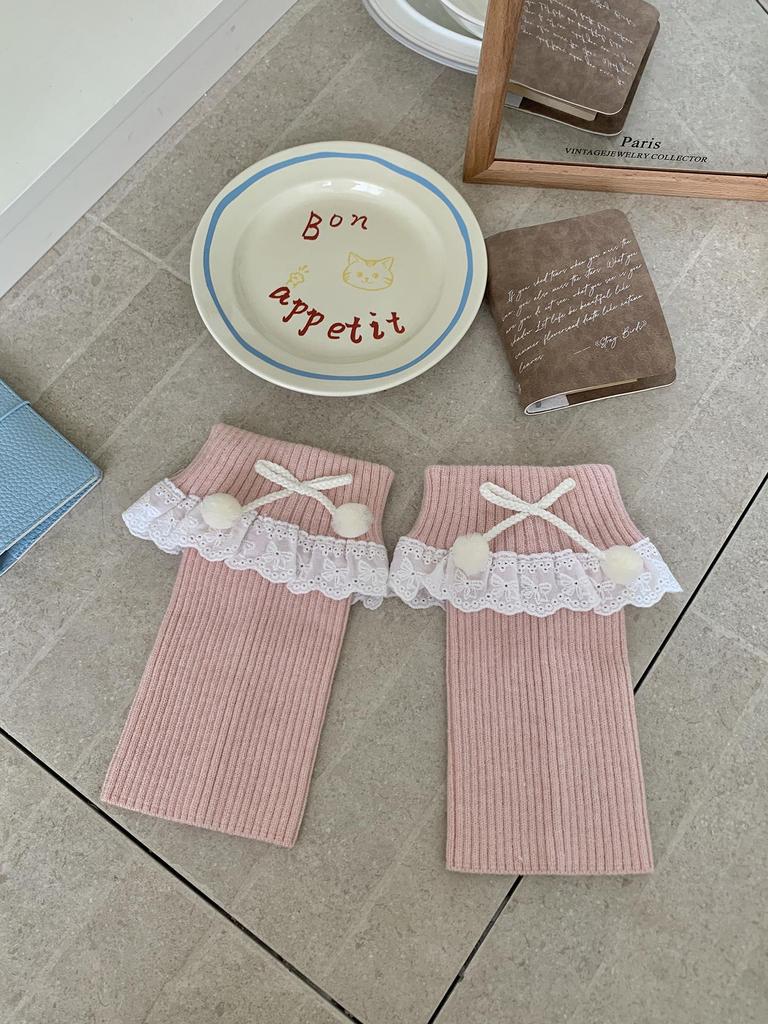 Lace Trim Pom-Pom Fold-Over Ballet Style Women's Leg Warmers - Japanese Scrunch Socks for Autumn/Winter