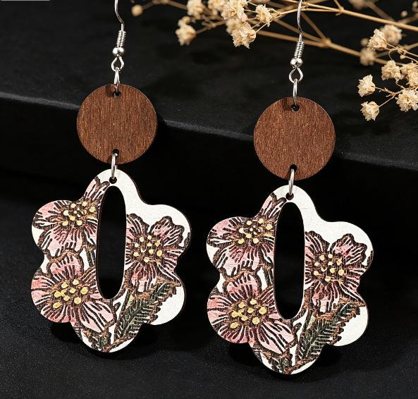 Bohemian Retro Ethnic Geometric Wooden Earrings: European & American Style, Fashionably Unique