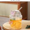 INS-Stil Hochborosilikat-Glasbecher mit Streifen und Schmetterlingen, Transparent für Wein, Milchtee, Saft oder Wasser.