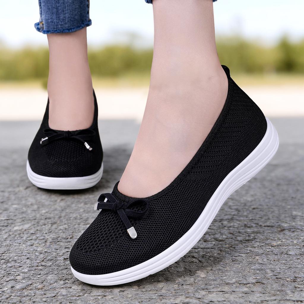 Women's Shoes Spring Versatile Casual Single Shoes Comfortable Low Top Slip On Breathable Mom Shoes Casual Soft Sole Non Slip Walking All Day Sneakers